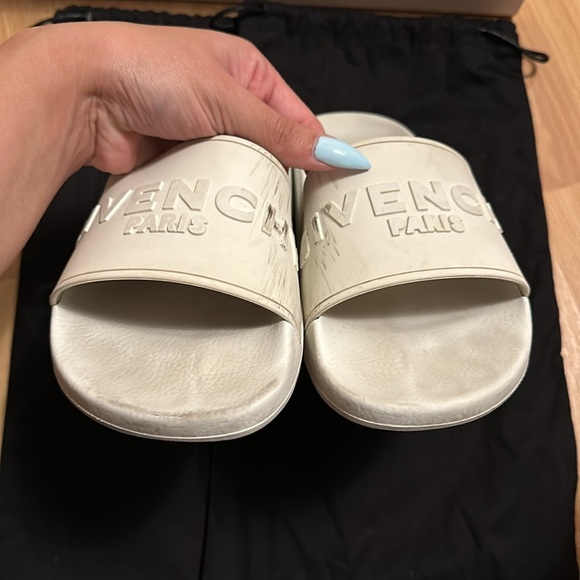 Givenchy Pool Slides - Picture 9 of 10
